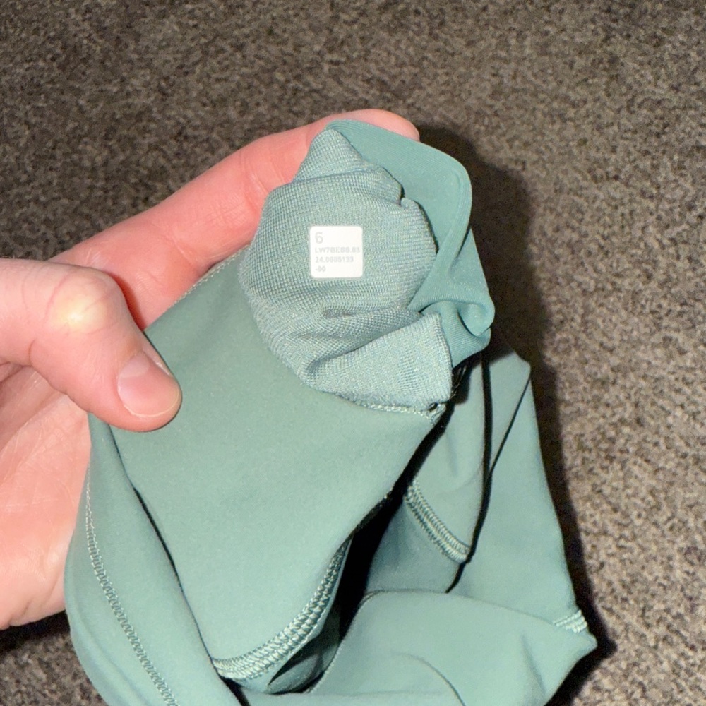 Lululemon Wunder Train High-Rise Short 6" - Picture 5 of 6